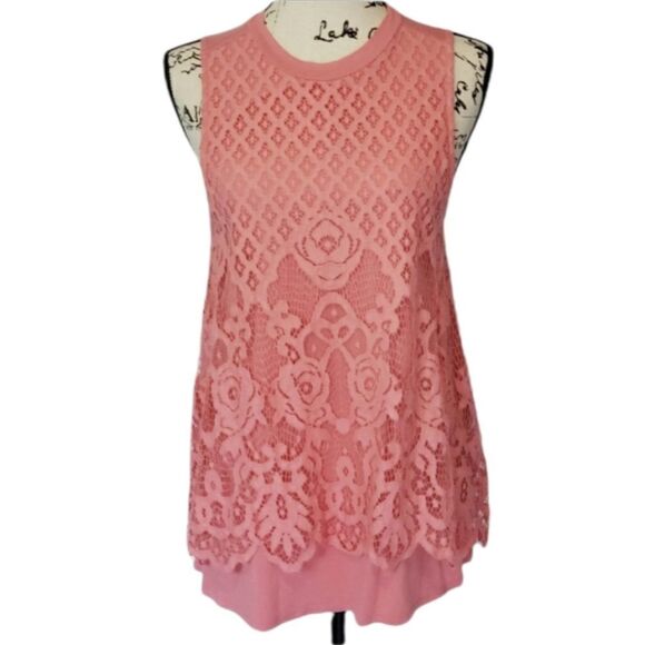 Torrid pink lace tank - Picture 1 of 5
